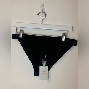 NWT ANDIE SWIM BLACK RIBBED BIKINI BOTTOM- SIZE M